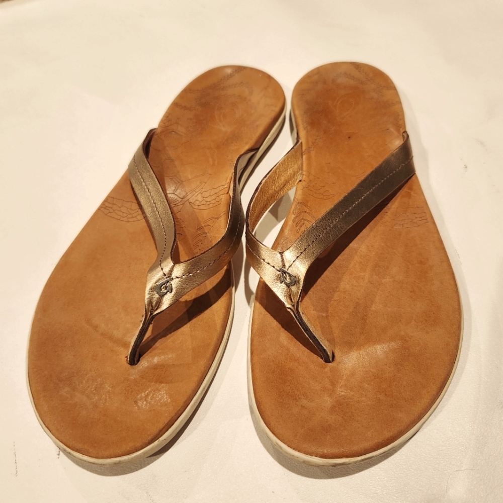 Olukai Honu Sandal - Rose Gold - Picture 2 of 9